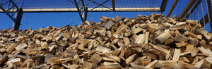 Ofenfertiges Buchen Brennholz. Holz Restfeuchte kleiner als 15%. Von der Sonne getrocknet mit Solarenergie.